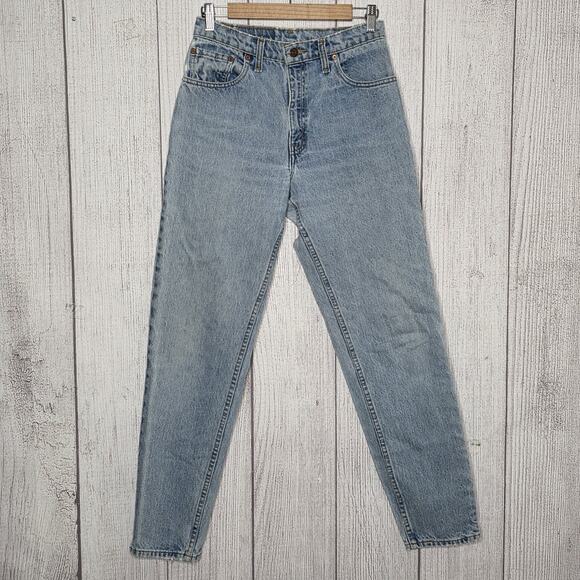 Vintage Levi’s 550 Relaxed Taper Jeans – 1996 Light Wash High Rise, sz 9 (28x30) - Picture 1 of 6